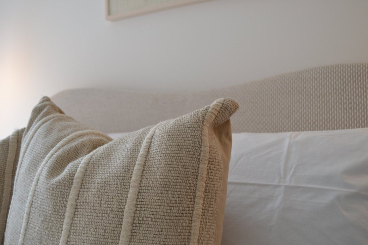 Wave Bed in Natural Weave